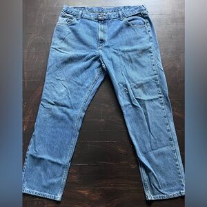 Wrangler Relaxed Fit Blue Jeans